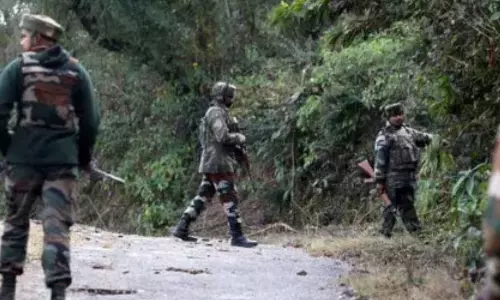 One Army Soldier Lost his Life & Terriorts Trapped in Pulwama Encounter at Jammu and Kashmir