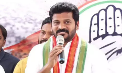 TPCC Chief Revanth Reddy Visit the Dasoju Sravan Office TPCC Chief Revanth Reddy Visit the Dasoju Sravan Office