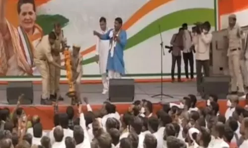 One Injures in Revanth Reddys Oath Ceremony