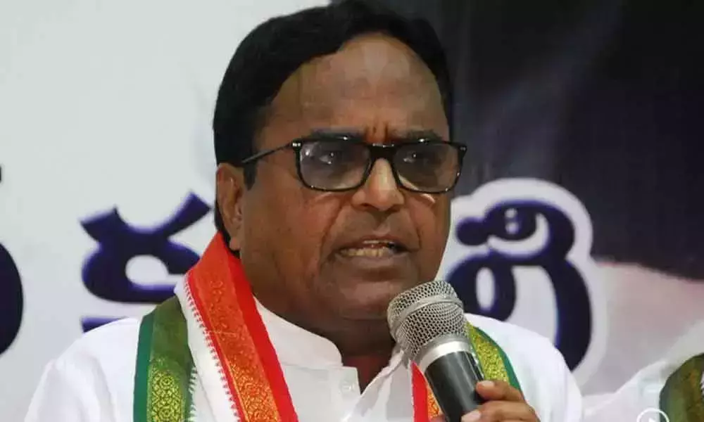 Ponnala Lakshmaiah Slams on CM KCR