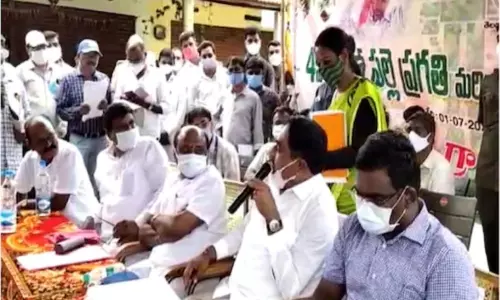 Errabelli Dayakar Rao Controversy Comments on MPDO Errabelli Dayakar Rao Controversy Comments on MPDO