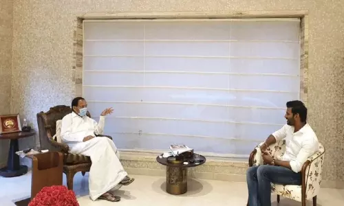 Hero Vishal Met Honourable Vice President of India Venkaiah Naidu Hero Vishal Met Honourable Vice President of India Venkaiah Naidu