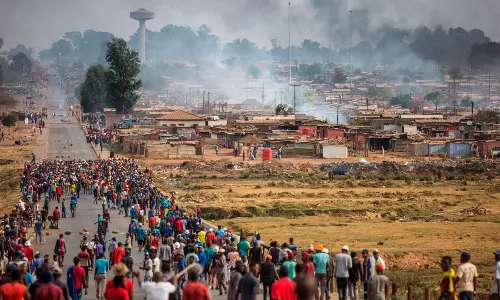 South Africa Overflowing With Worries South Africa Overflowing With Worries