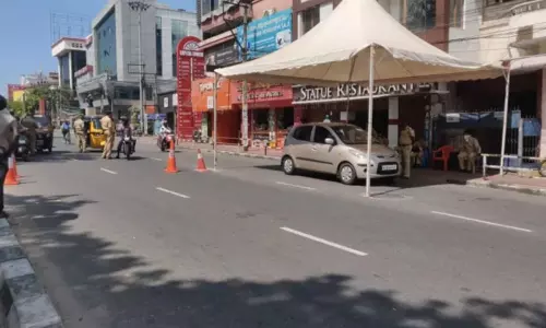 Two Days Complete Lockdown in Kerala Due to Corona Two Days Complete Lockdown in Kerala Due to Corona