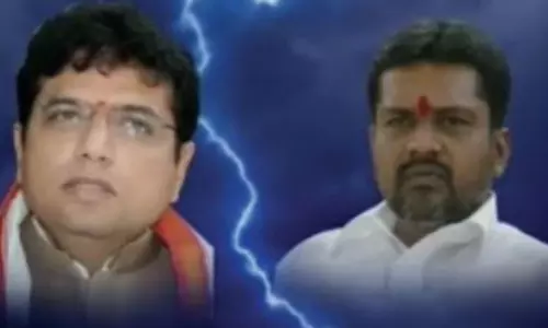 Peddapalli: పుట్టా మధు, మంథని ఎమ్మెల్యే శ్రీధర్ బాబుల మధ్య మాటల యుద్ధం