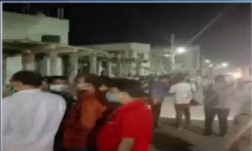 Firing Issue in Karimnagar Laxminagar Firing Issue in Karimnagar Laxminagar