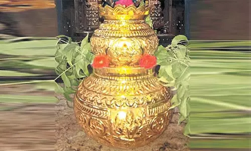 Telangana People Take Bonalu to Vijayawada Kanaka Durga Mata