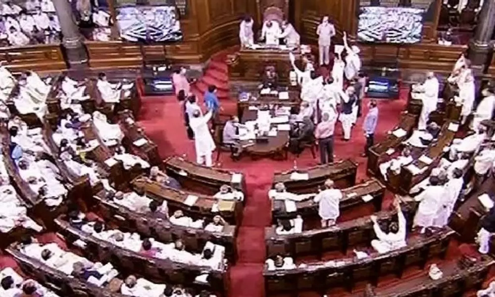 YCP MP Protest in Parliament Monsoon Session 2021 Against Krishna Water Dispute