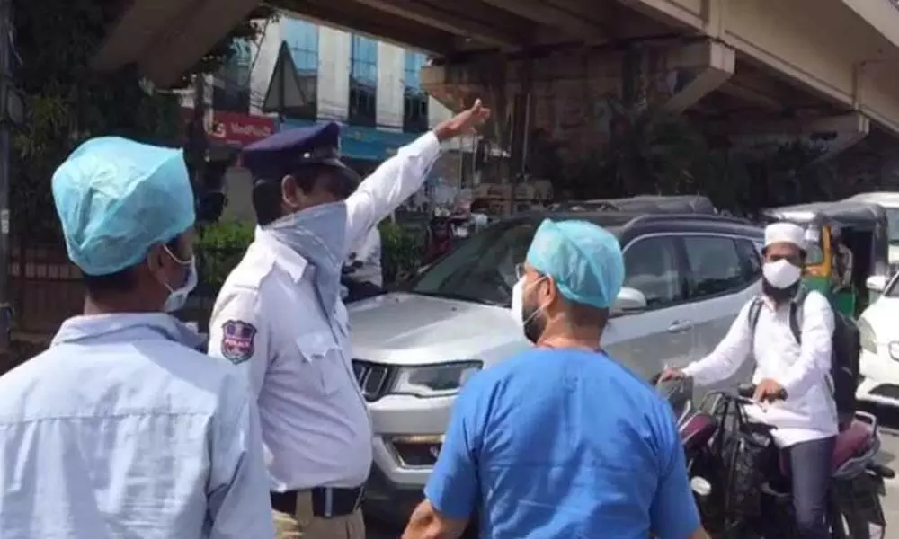 Hyderabad Traffic Police Stops Ambulances in Masab Tank
