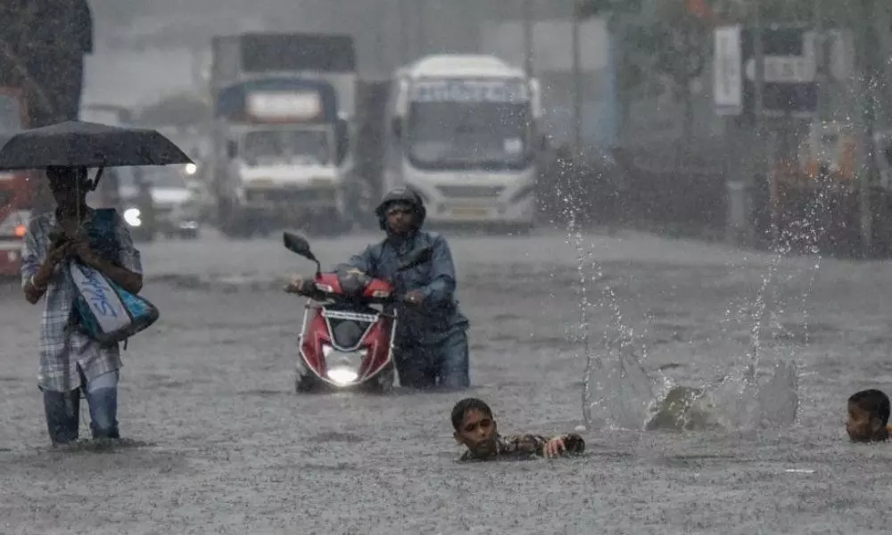 Heavy Rains Red Alert From Next Two Days in India