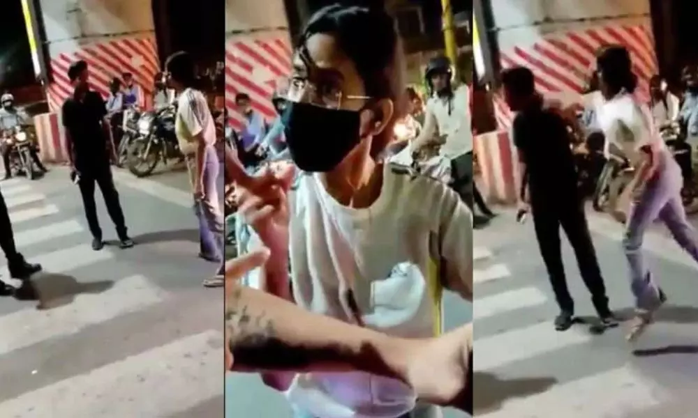 Girl Beats Taxi Driver in The Presence of Police Massive Traffic Jam Viral Video in Social Media