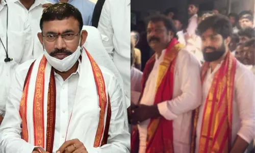 AP Ministers Break The Corona Rules in Tirumala