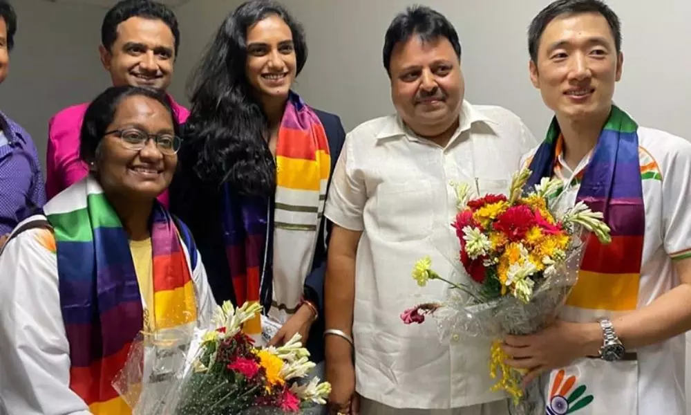 PV Sindhu Arrived in New Delhi From Tokyo