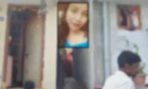 Man Attack On Lover For Not Accepting To Marriage in Bowenpally