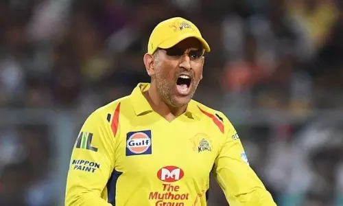 MS Dhoni Lost His Control in Few Situations on Cricket Field