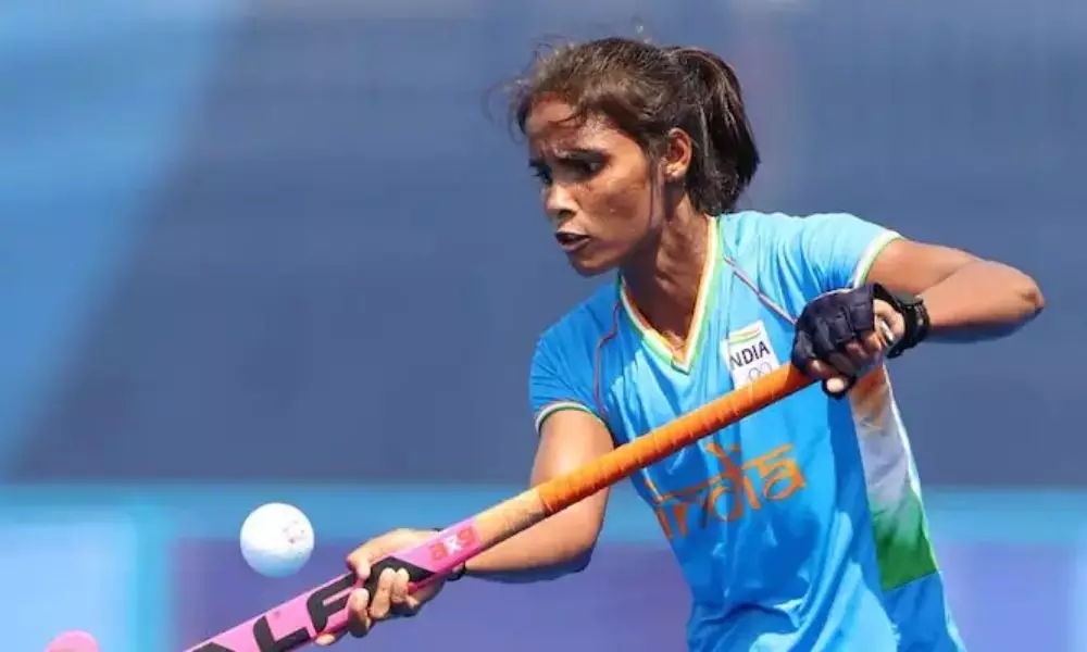 India Woman Hockey Player Vandana Katariya Family was Subjected to Harassment and Casteist Slurs