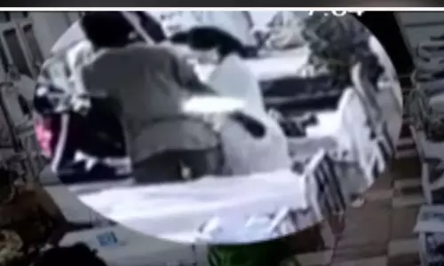 Patients Relative Assaults Nurse at ongole RIMS Hospital