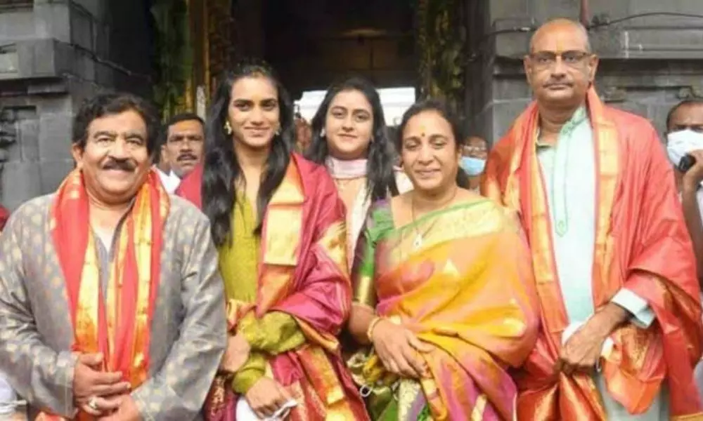 PV Sindhu Visits Tirumala Temple