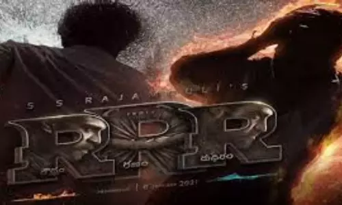 Director Rajamouli Planning to Postpone RRR Movie Again