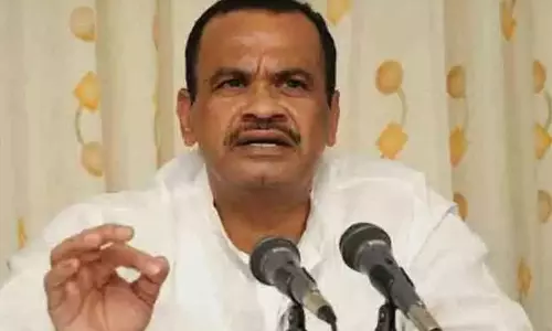 Komatireddy Venkat Reddy Thinking to Ignore The Dalitha Girijana Meeting in Bhongir