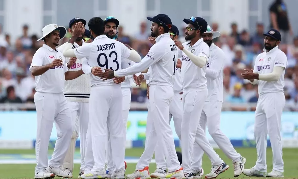 Team India Scored the 364 Runs in First Innings