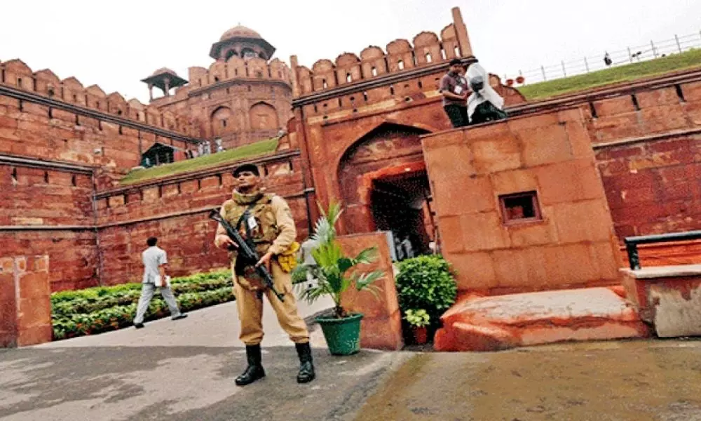 Police High Alert at Red Fort in Delhi Due to Independence Day
