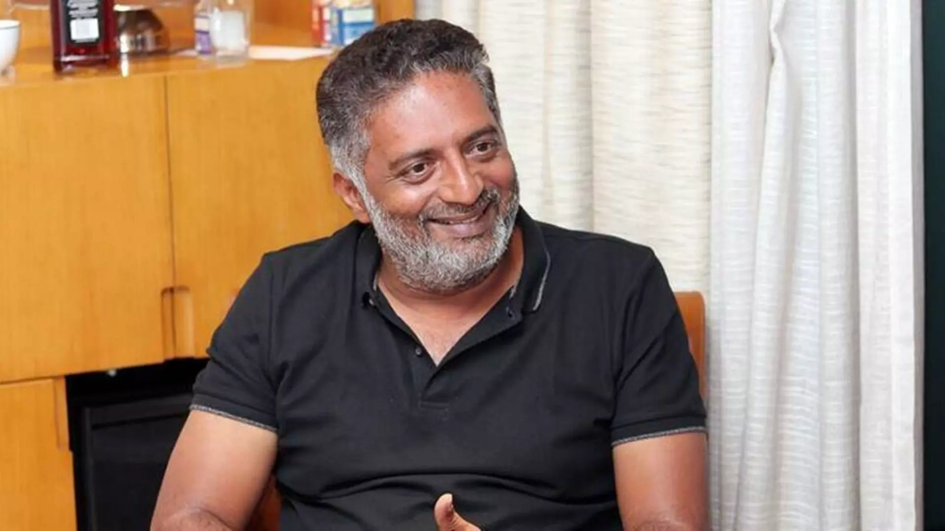 Prakash Raj Controversy Tweets on MAA Association About The Elections