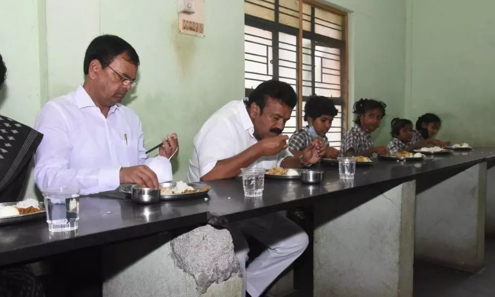 Minister Talasani Srinivas Yadav Visits Nimboli Adda Orphanage