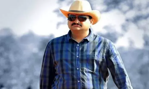 Bandla Ganesh Turns Hero With This Oththa Seruppu Size 7 Movie