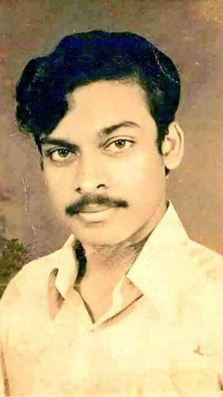 "అన్నయ్య" మెగాస్టార్ చిరంజీవి పుట్టినరోజు (ఆగష్టు 22)న సందర్భంగా మీ కోసం అరుదైన ఫోటోలు