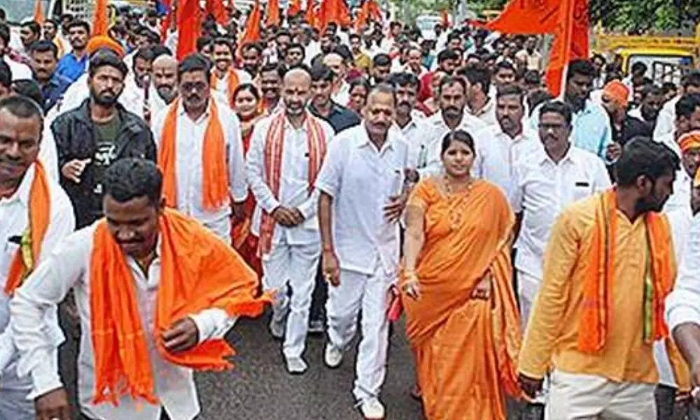 Telangana BJP Chief Bandi Sanjay Praja Sangrama Padaytra Start Today  at Charminar Bhagyalakshmi Temple | Live News