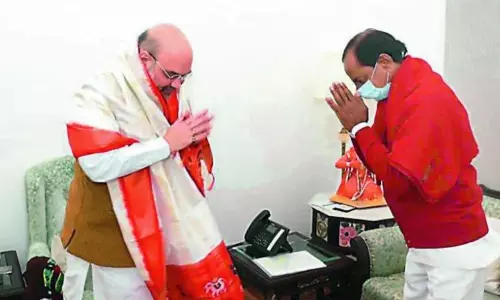 Telangana CM KCR Meeting With Union Minister Amit Shah Telangana CM KCR Meeting With Union Minister Amit Shah