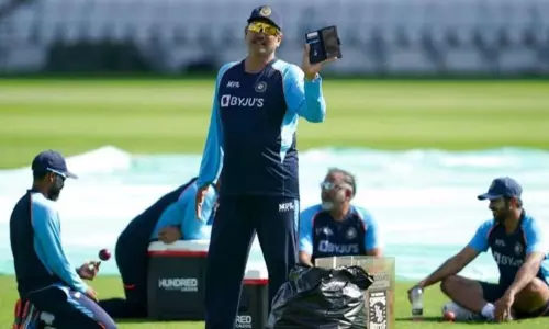 Team India Coach Ravi Shastri Attended Book Launch Programme and Got Corona Positive Team India Coach Ravi Shastri Attended Book Launch Programme and Got Corona Positive