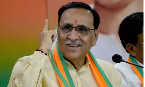 Gujarat CM Vijay: గుజరాత్ సీఎం విజయ్ రూపానీ రాజీనామా Gujarat CM Vijay: గుజరాత్ సీఎం విజయ్ రూపానీ రాజీనామా