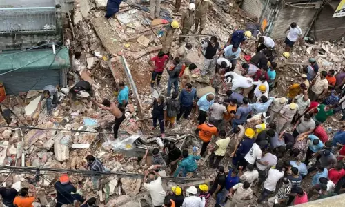 A Building Collapsed which is Under Construction in Delhi | National News Today A Building Collapsed which is Under Construction in Delhi | National News Today