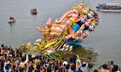 Telangana Govt Preparations for Ganesh Nimajjanam 2021 in Hussain Sagar | Telugu Online News