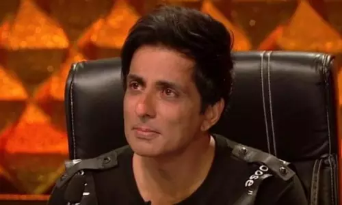 Sonu Sood Emotional Tweet After IT Raids in His Home