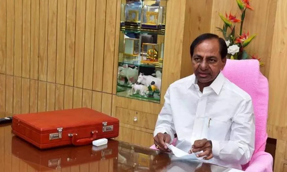 CM KCR Focus on Pending Issues in Telangana