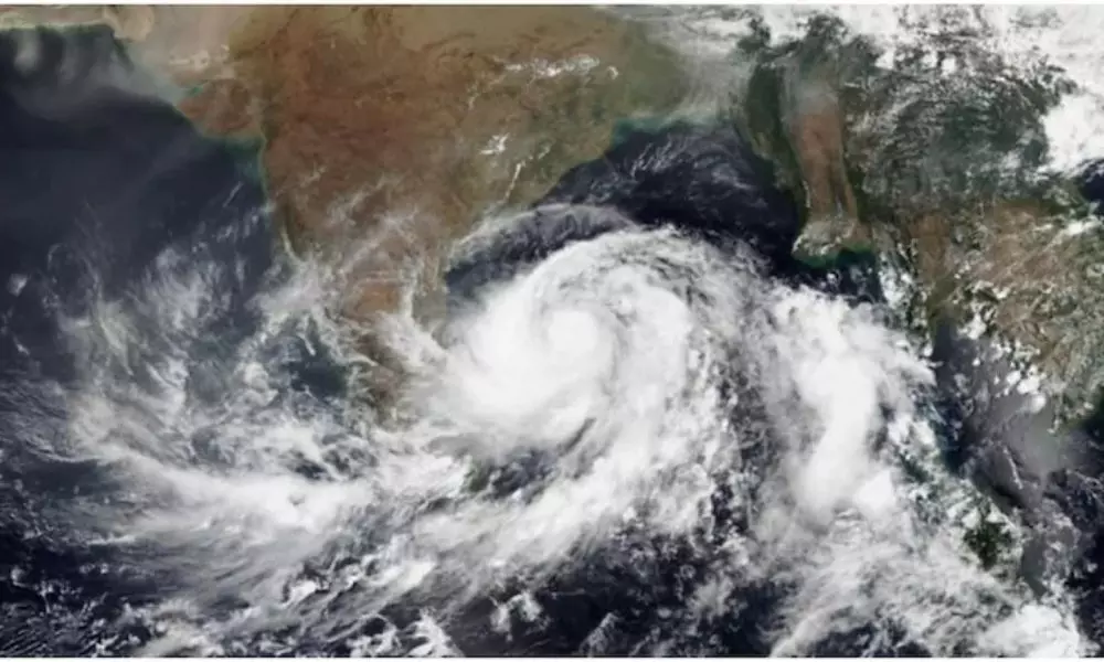 Gulab Cyclone Heading Toward North Andhra Pradesh | Gulab Cyclone Latest News