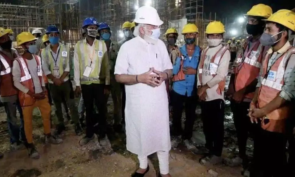 Prime Minister Modi Inspects the Construction of a new Parliament Building