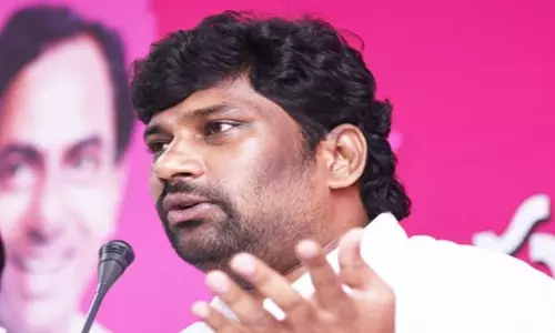 MLA Balka Suman Fires on Bandi Sanjay