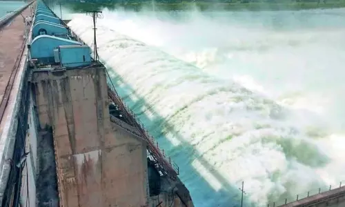 33 Gates Lifted to Sriram Sagar Project in Nizamabad