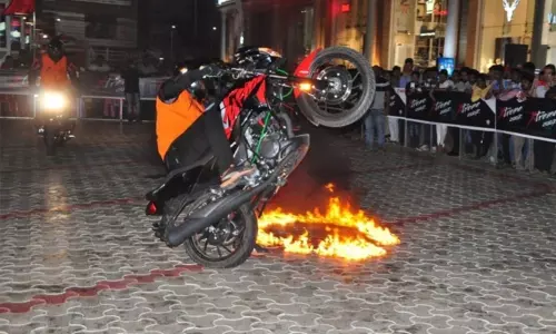 Strict Actions on Bike Races and Stunts in Vijayawada Strict Actions on Bike Races and Stunts in Vijayawada