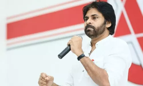 Pawan Kalyan Reached to Mangalagiri Party Office