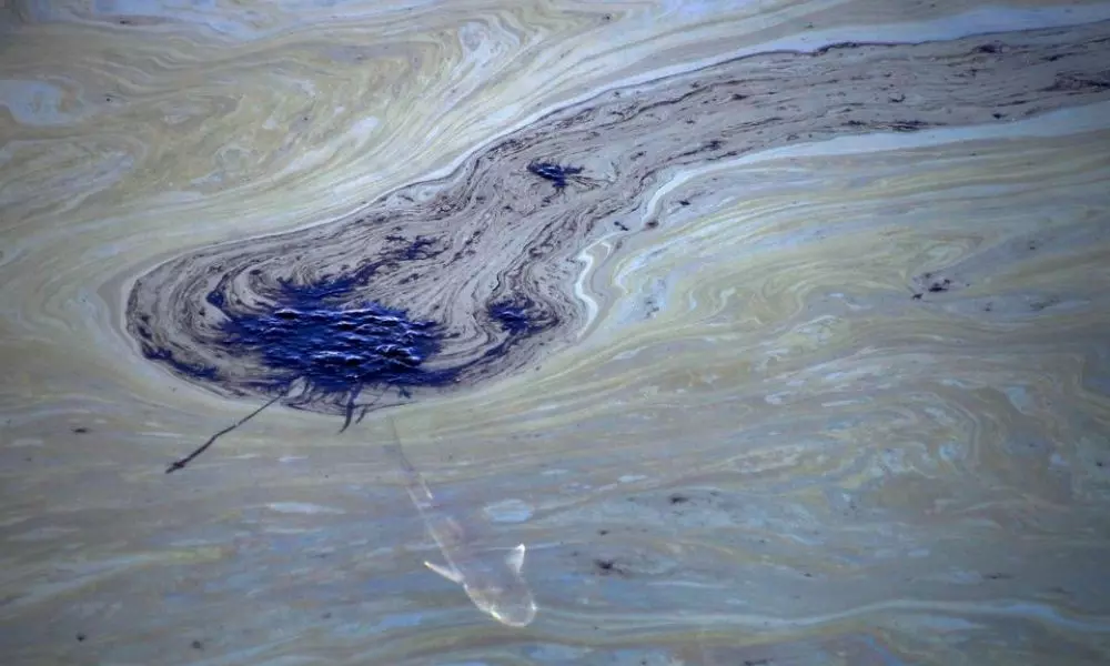 Huge Oil Spill Along California Huntington Beach USA