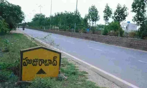 1000 Field Assistants Ready to Nominate in Huzurabad By-Election