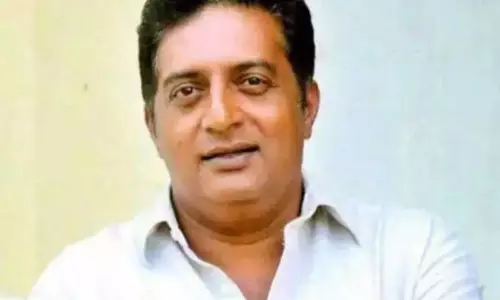 Prakash Raj Tweets on Perni Nani Comments
