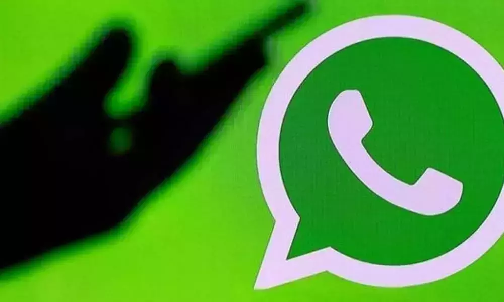 Breaking News: ప్రపంచ వ్యాప్తంగా నిలిచిపోయిన వాట్సప్, ఫేస్ బుక్, ఇంస్టాగ్రామ్ సేవలు