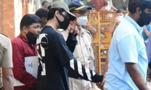 Aryan Khan Will be in Narcotics Control Bureau till October 7 2021 | Mumbai Drugs Case Latest News Aryan Khan Will be in Narcotics Control Bureau till October 7 2021 | Mumbai Drugs Case Latest News