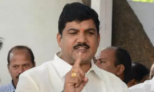 Dhulipalla Narendra says that  YCP Leaders have Relation with Drug Affair